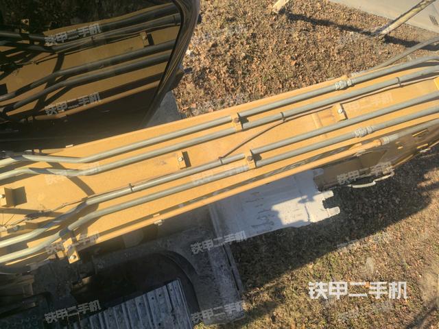 小臂整体右前（工作和回转装置）