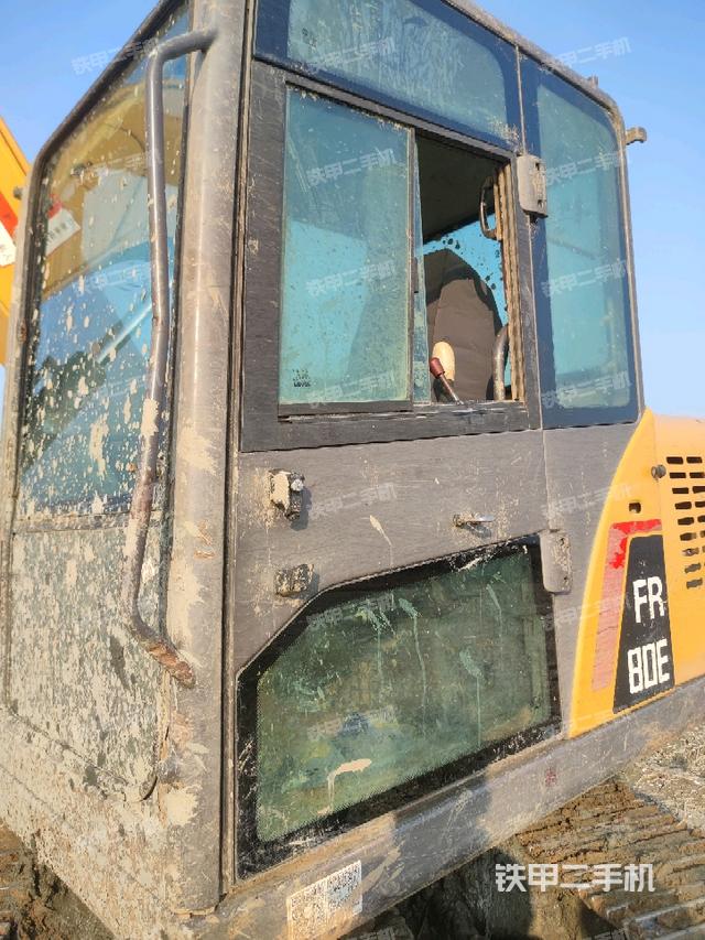  驾驶室正侧（驾驶室部分）