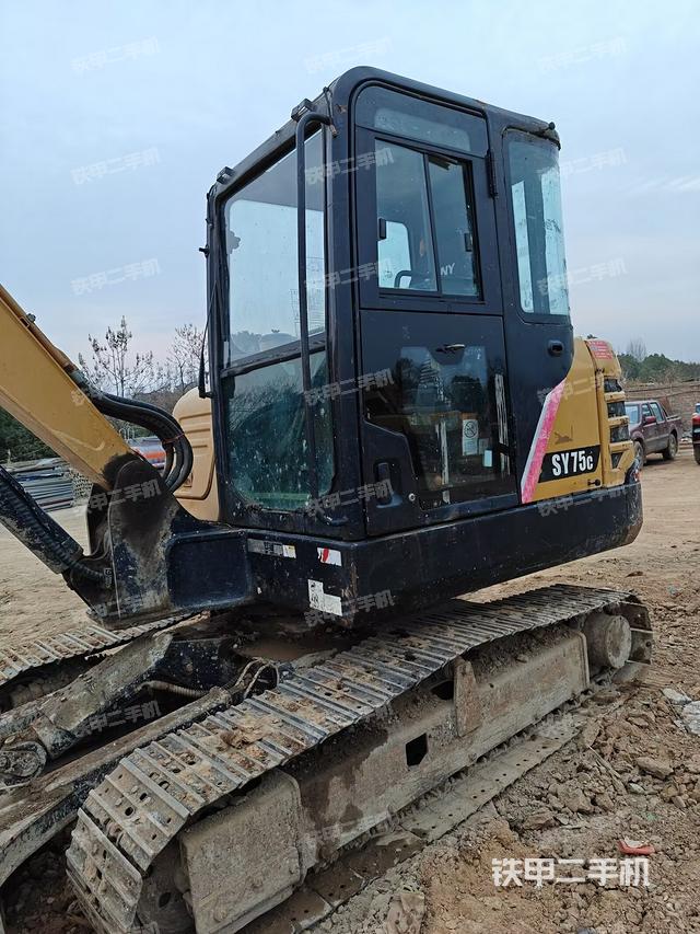 小臂整體左后（工作和回轉裝置）