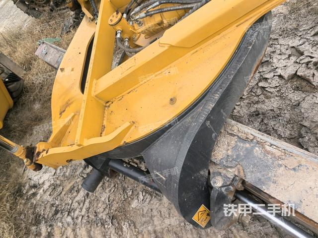 工作装置2（工作装置）