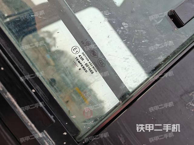 ?駕駛室正側（駕駛室部分）