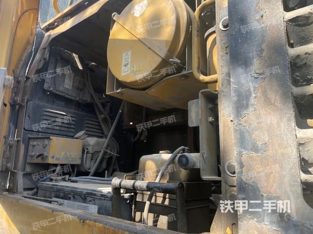 散熱器正面（大件艙室）