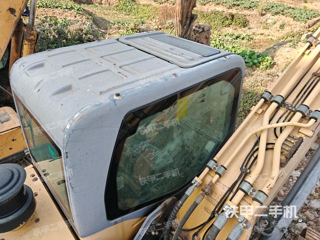 驾驶室顶部俯视（上车部件）