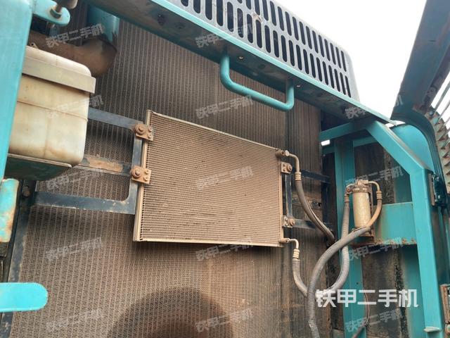 電瓶（大件艙室）