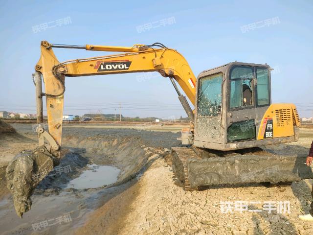 雷沃重工FR80E挖掘机