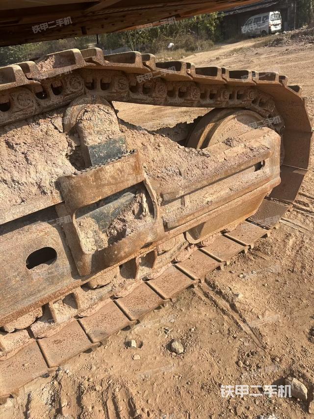 左驱动轮（行走机构）