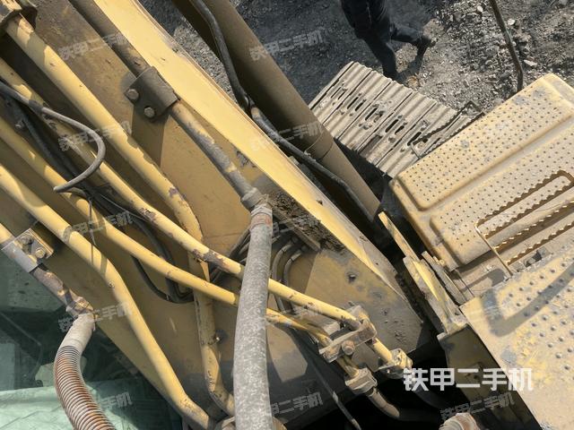 小臂整體左后（工作和回轉(zhuǎn)裝置）