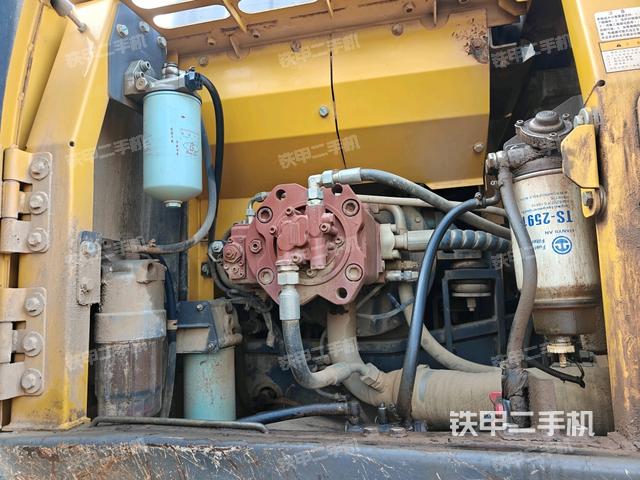 液压泵室（大件舱室）