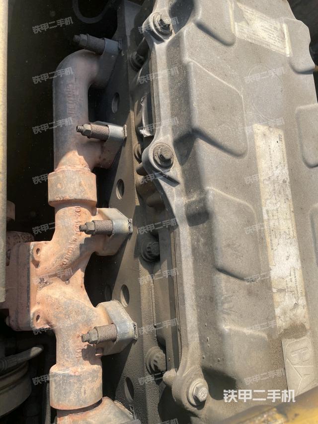 發(fā)動(dòng)機(jī)室（上車部件）