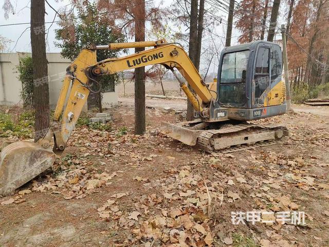 柳工CLG906D挖掘机