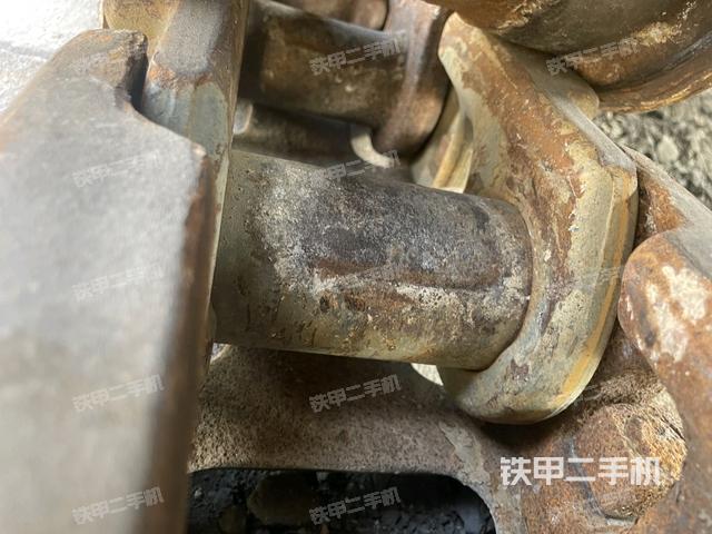 左側(cè)履帶整體?（行走機(jī)構(gòu)）