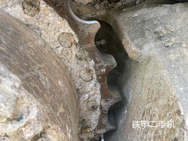 右側(cè)履帶整體（行走機(jī)構(gòu)）