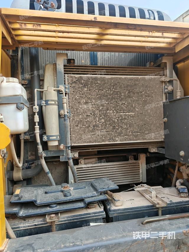 液压泵斜45 右（大件舱室）