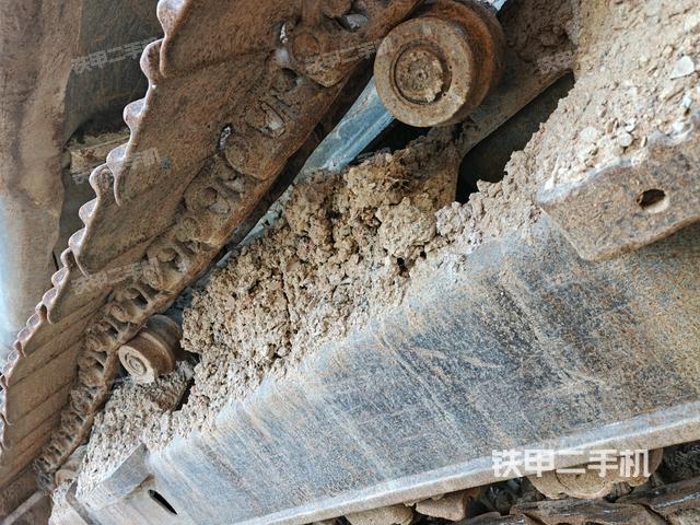 右侧履带整体（行走机构）