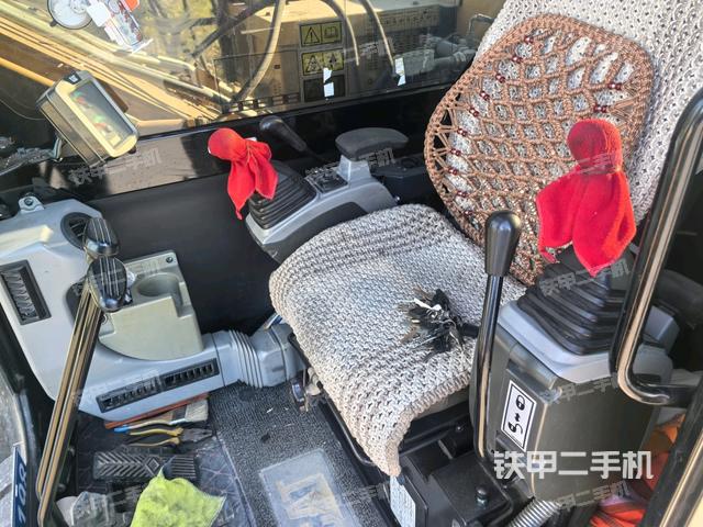 顶棚整体（驾驶室部分）