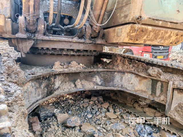 大臂根部 斜视（工作和回转装置）