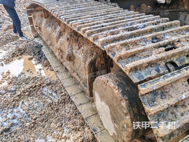 右侧履带整体（行走机构）