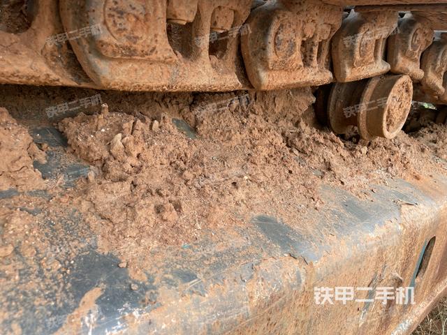 左側(cè)行走馬達(dá)蓋板（行走機(jī)構(gòu)）