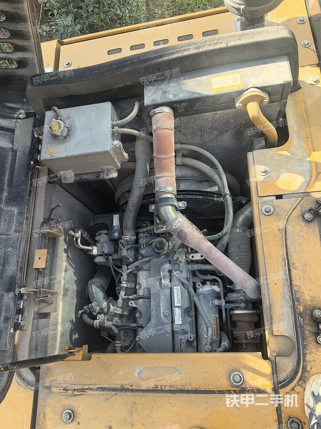 发动机整体俯视（整机外观）