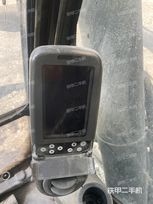 座椅左側(cè)控制臺(tái)/音響/含左手柄（駕駛室部分）