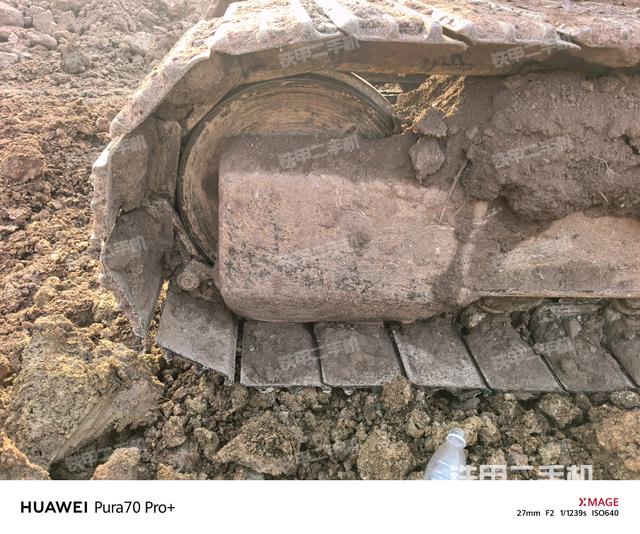 左驅(qū)動(dòng)輪（行走機(jī)構(gòu)）