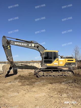 二手沃尔沃 EC200 D 挖掘机转让出售