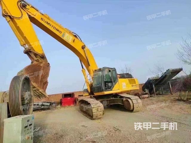 駕駛室整體（整機(jī)外觀）