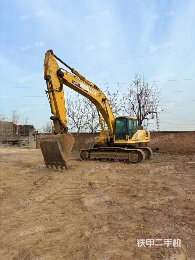 驾驶室顶部（整机外观）