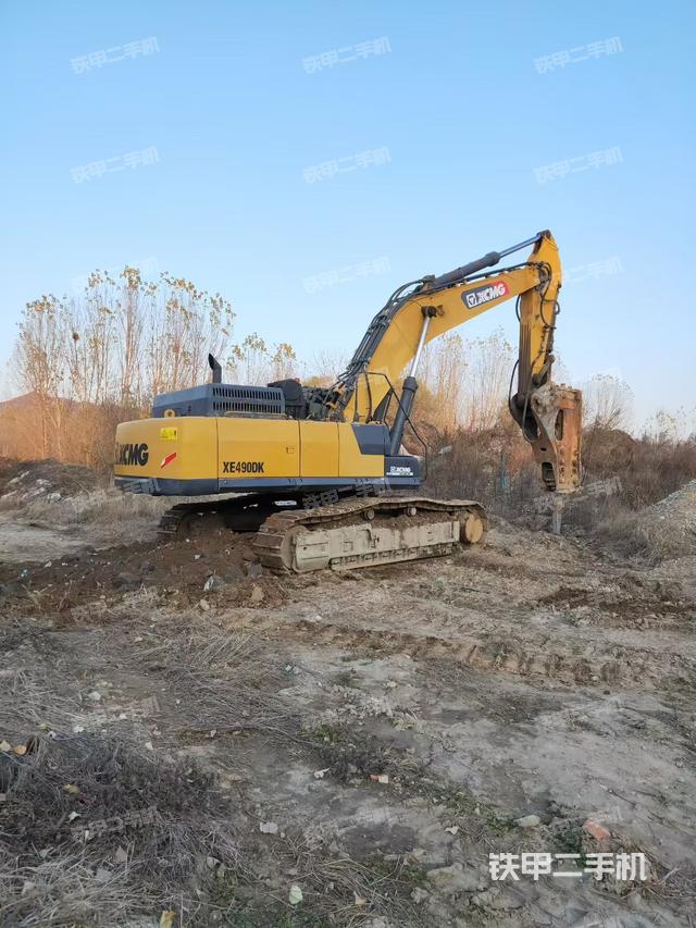 驾驶室顶部（整机外观）