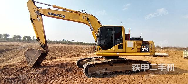 驾驶室整体（整机外观）