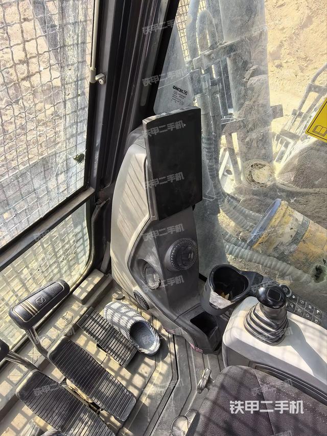 显示屏 （驾驶室部分）