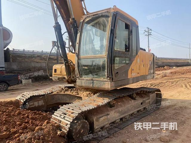 现代R215VS挖掘机