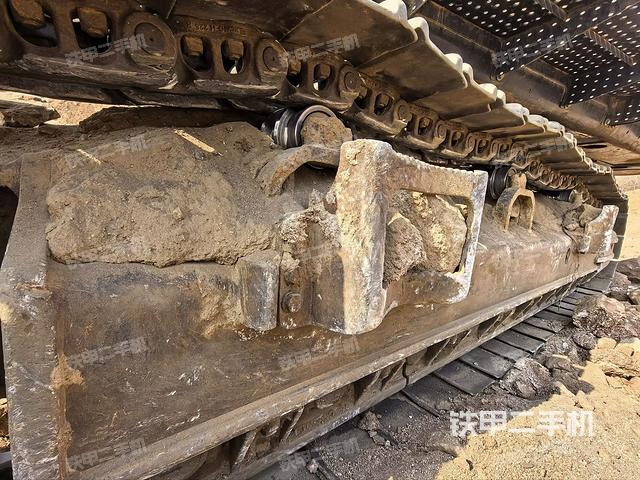 右侧行走马达盖板（行走机构）