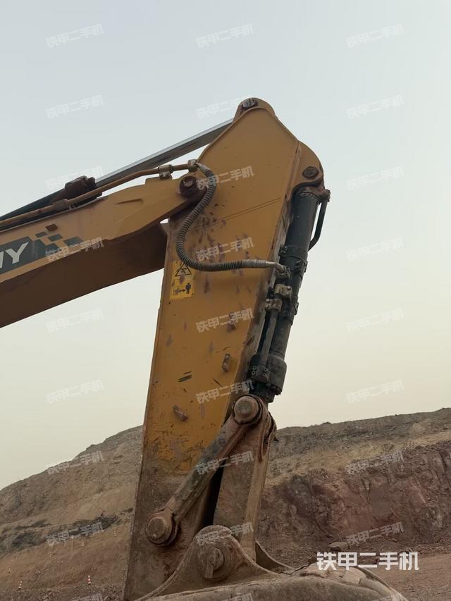 小臂整體左后（工作和回轉(zhuǎn)裝置）