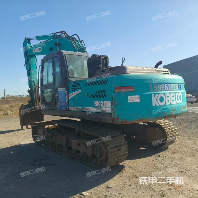 单侧履带整体（整机外观）