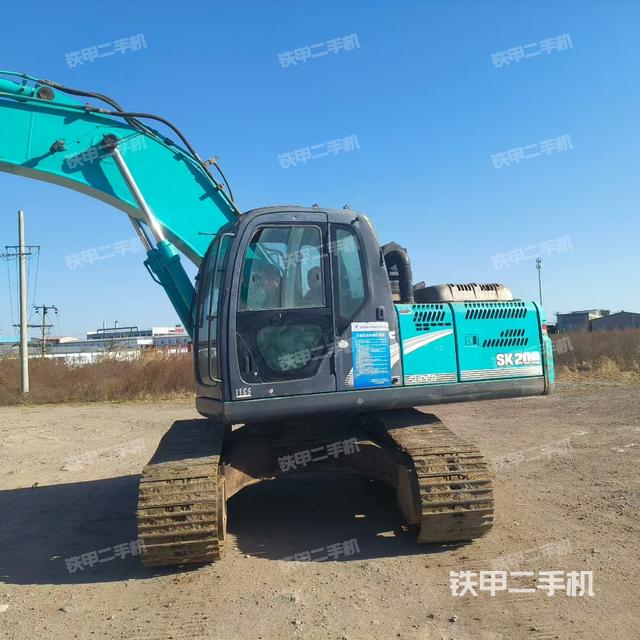 驾驶室整体（整机外观）