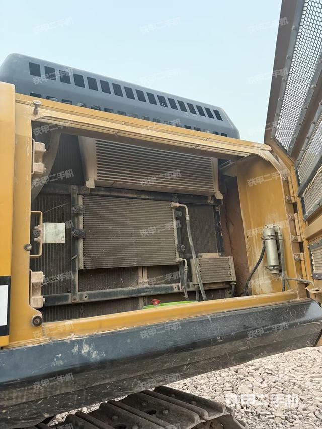 散熱器正面（大件艙室）