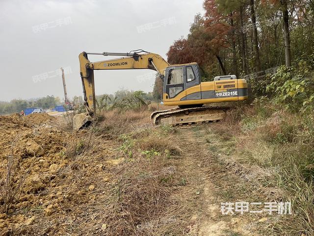 中聯(lián)重科ZE205E挖掘機(jī)