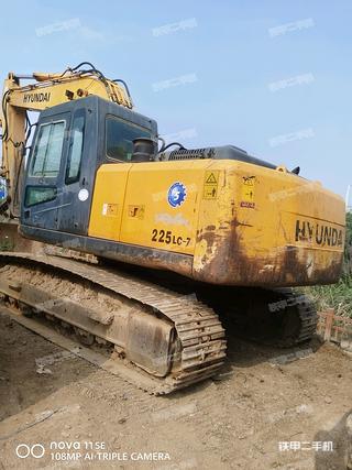 二手现代 R225LC-7 挖掘机转让出售