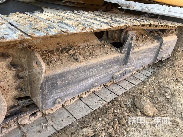 單側(cè)履帶整體（整機(jī)外觀）