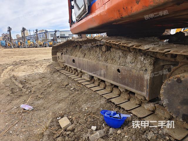 單側(cè)履帶整體（整機外觀）