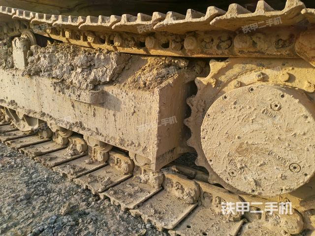 右侧行走马达盖板（行走机构）