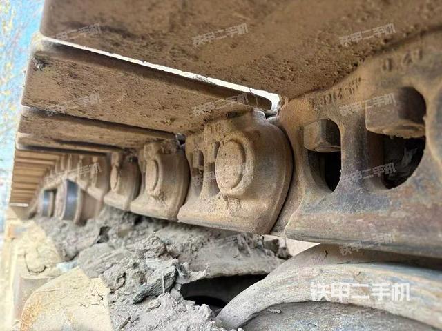 单侧履带整体（整机外观）