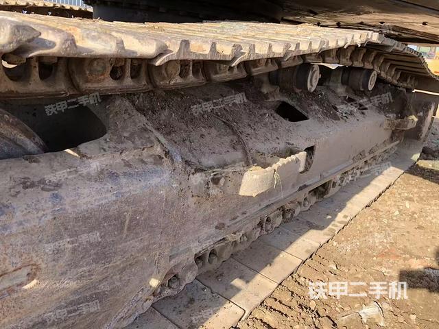 单侧履带整体（整机外观）