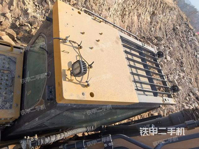 驾驶室顶部俯视（上车部件）