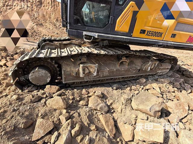 右侧履带整体（行走机构）