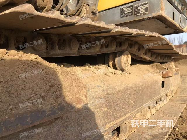 单侧履带整体（整机外观）