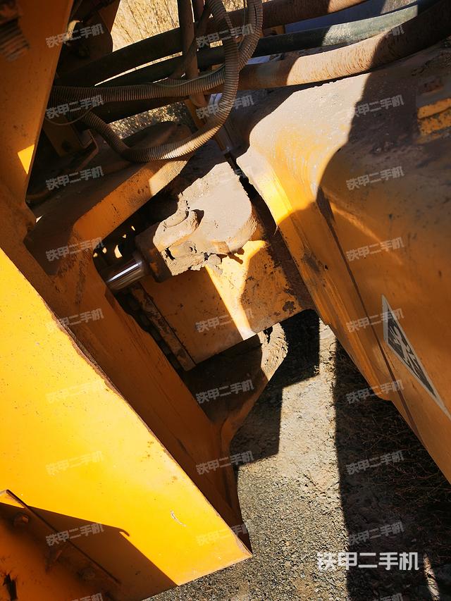 整機(jī)右后45°（設(shè)備外觀及核心部件）