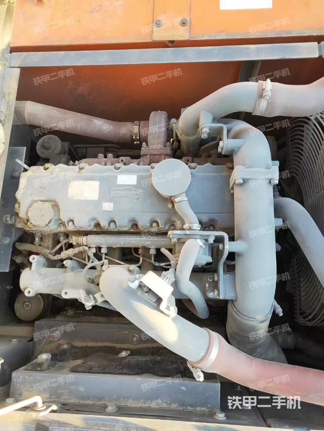 发动机整体俯视（整机外观）