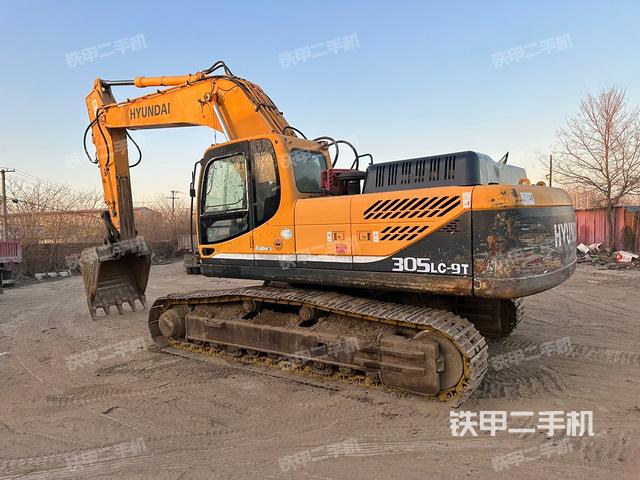 現(xiàn)代R305LC-9T挖掘機